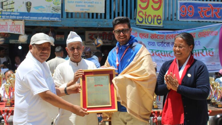 पत्रकार भट्टराई नगद ११ हजार सहित सम्मानित
