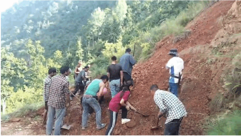 एकैदिन पाँच ठाउँमा श्रम संस्कृति पार्टीको श्रमदान